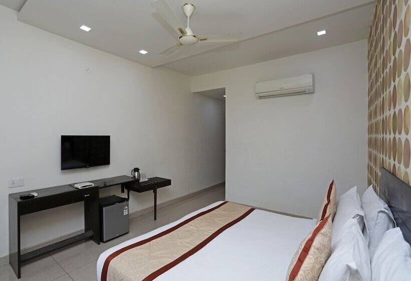 Fotos del hotel Oyo 11973 Badri Palace:  13