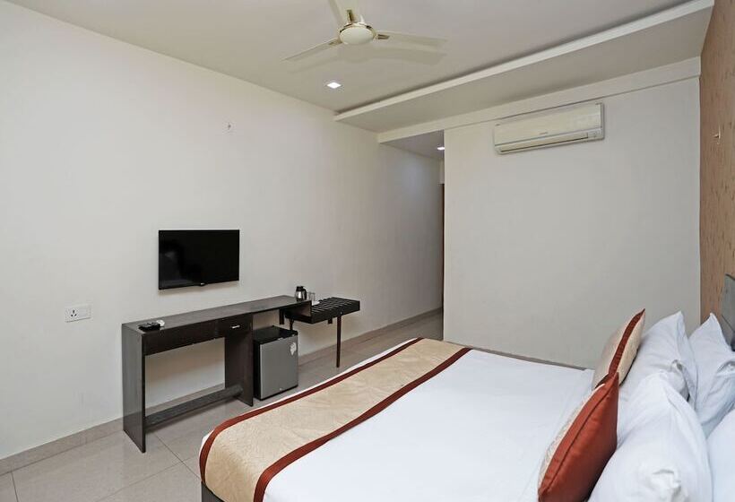 Fotos del hotel Oyo 11973 Badri Palace:  14