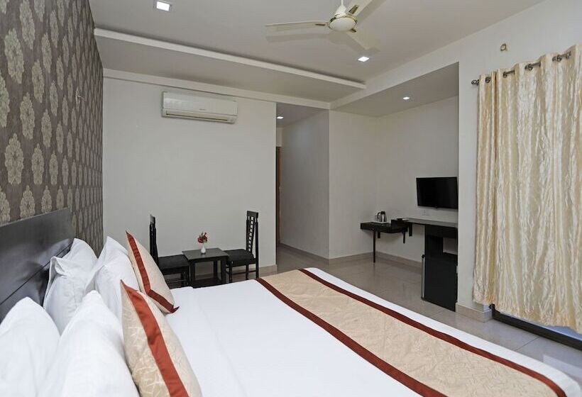 Fotos del hotel Oyo 11973 Badri Palace:  18