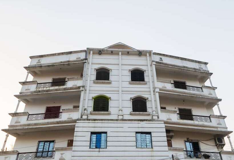 Fotos del hotel Oyo 10471 Hotel Samrat Palace:  14