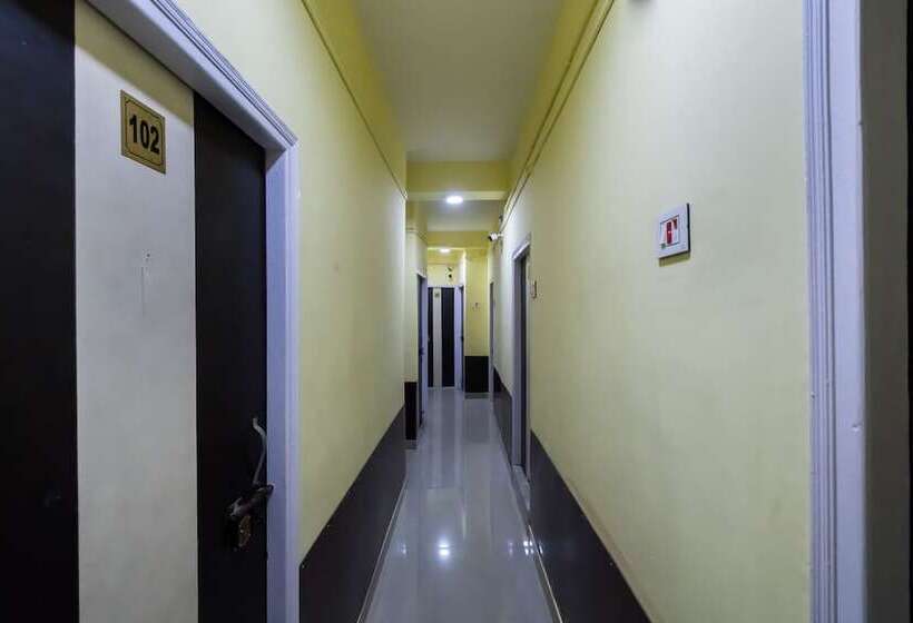 Fotos del hotel Oyo 10471 Hotel Samrat Palace:  16