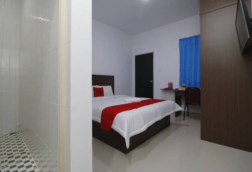 Fotos del hotel Reddoorz Plus Near Kepri Mall:  9