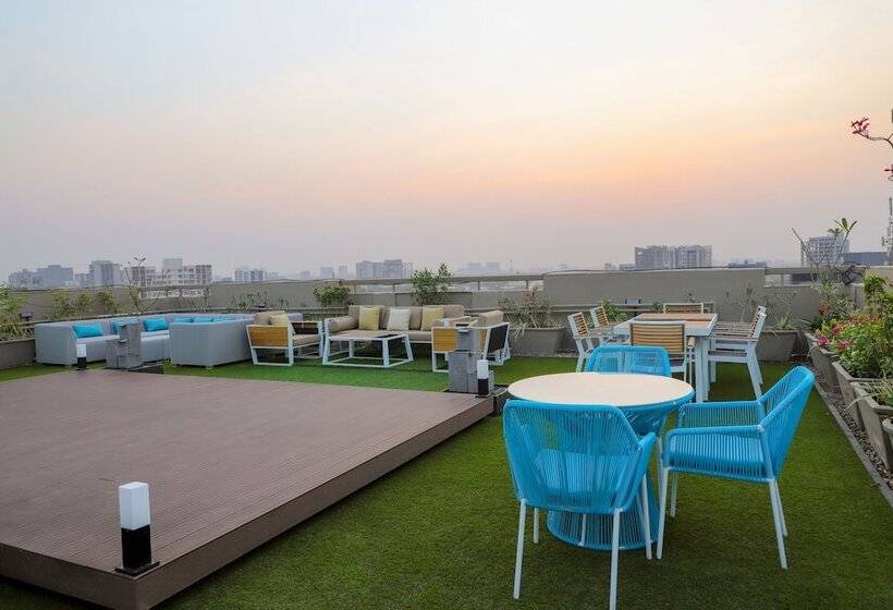 Fotos del hotel Ebony Residency:  13