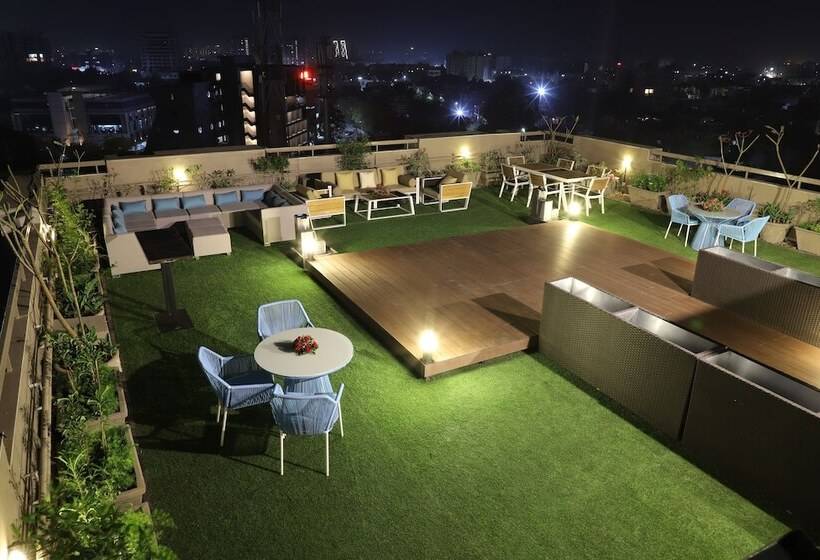 Fotos del hotel Ebony Residency:  6