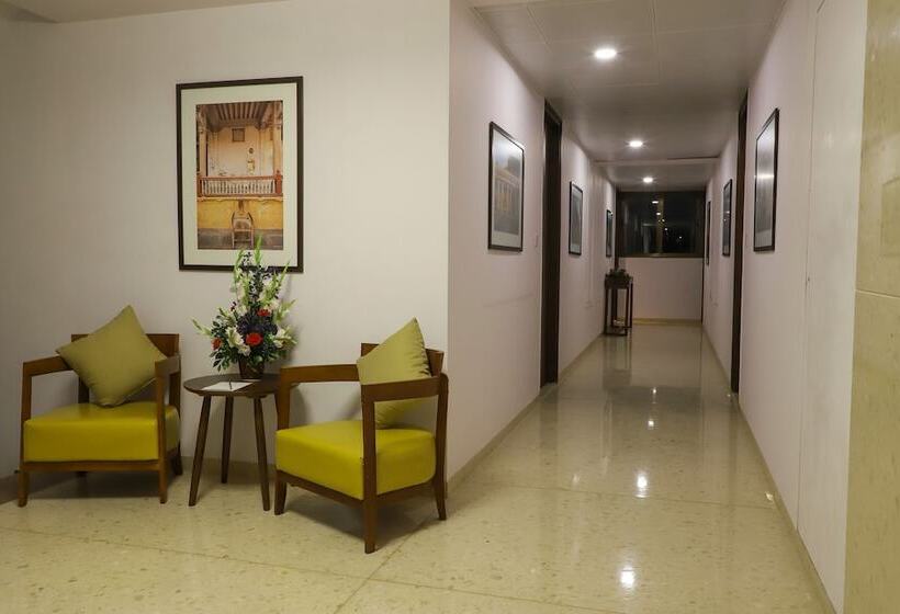 Fotos del hotel Ebony Residency:  11