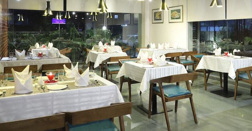 Fotos del hotel Ebony Residency:  3