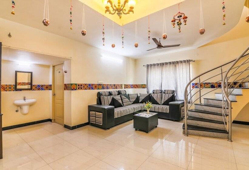 Fotos del hotel Fabhotel Haku Residency:  6