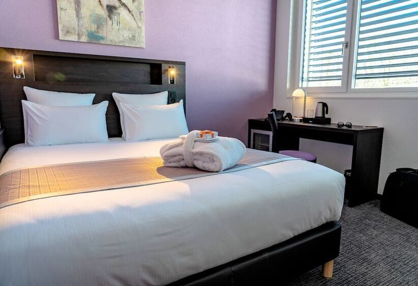 Fotos del hotel Nash Pratik:  13