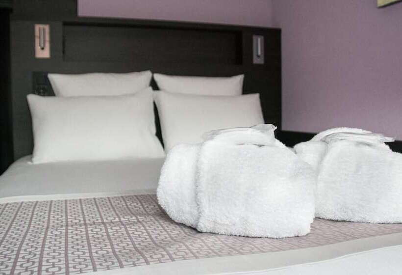 Fotos del hotel Nash Pratik:  12