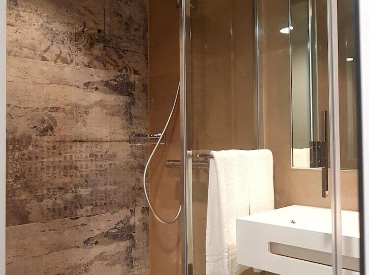 Fotos del hotel Nash Pratik:  19