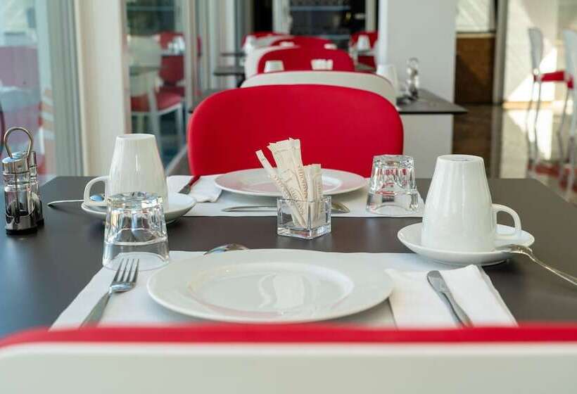 Fotos del hotel Nash Pratik:  9