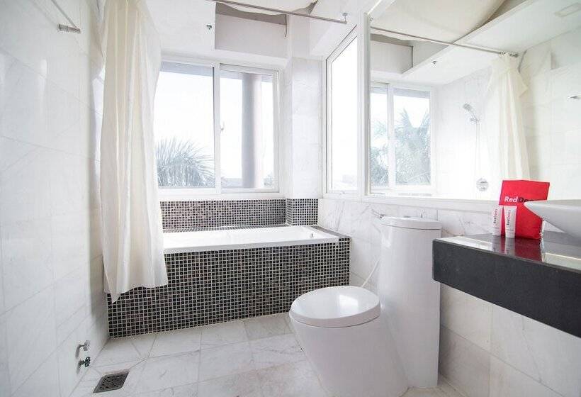 Fotos del hotel Reddoorz Plus Near Secc 2 :  22