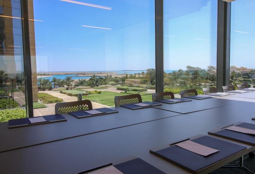 Fotos del hotel Views  & Residences:  8