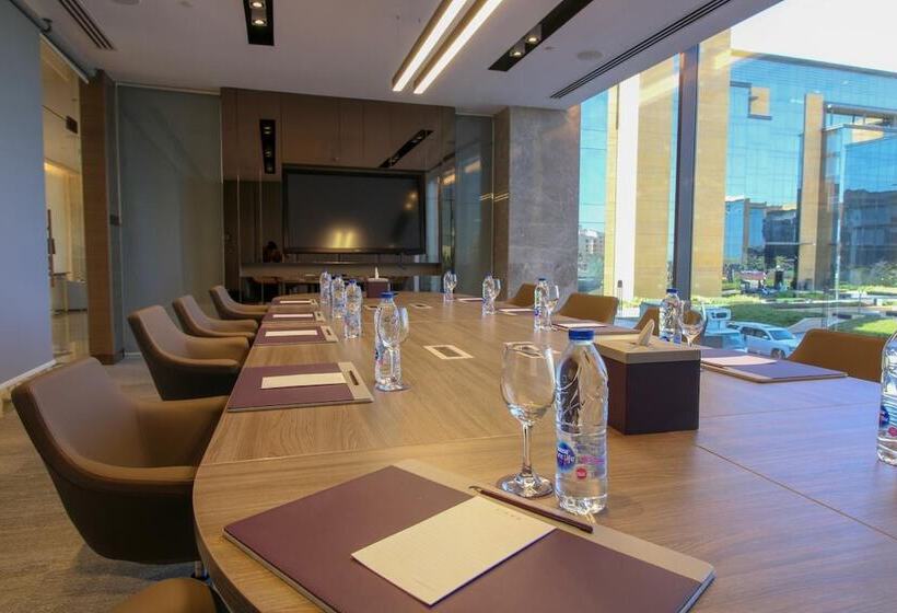 Fotos del hotel Views  & Residences:  7