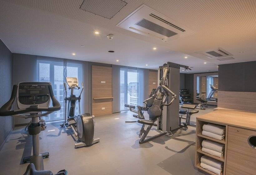 Fotos del hotel Holiday Inn - Hamburg - Berliner Tor, An Ihg:  6