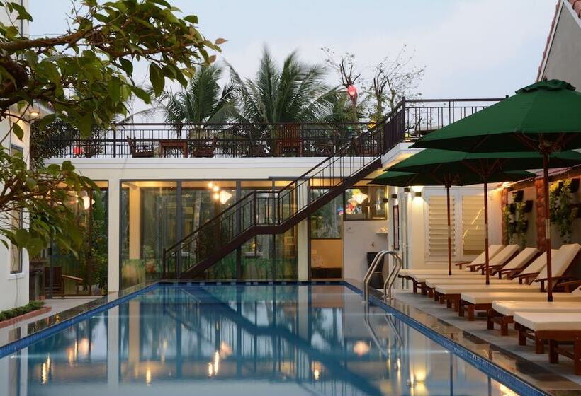 Fotos del hotel River Waves Villa:  20