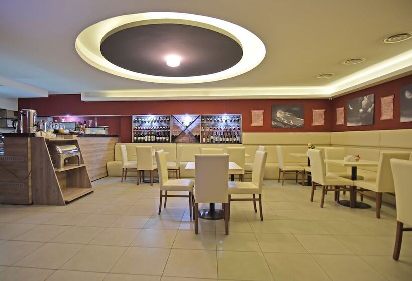 Fotos del hotel Grand  Luna:  19