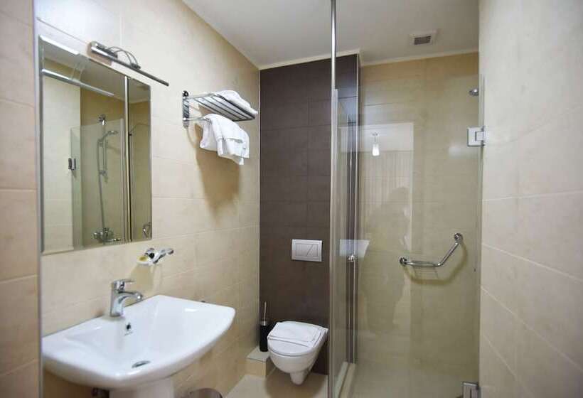 Fotos del hotel Grand  Luna:  8