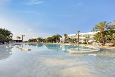 Grand Palladium White Island Resort & Spa - Playa d'en Bossa