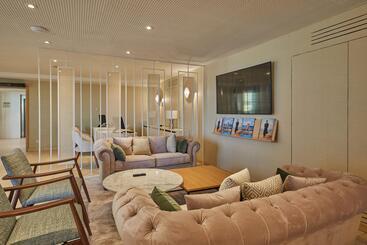 Secrets Lanzarote Resort & Spa  Adults Only ¡De lo mejorcito! - Puerto Calero