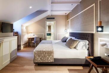 Catalonia Las Cortes - Madrid