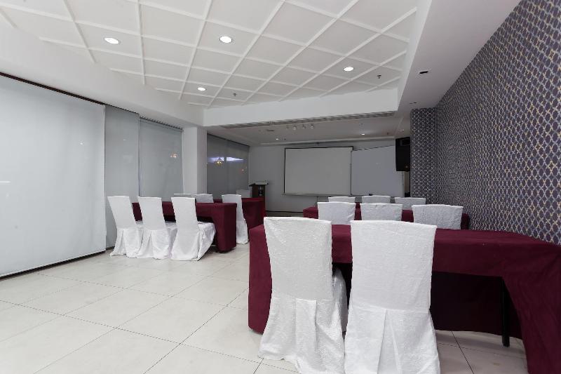 Fotos del hotel Starpoints Hotel Kuala Lumpur By Zen Rooms:  9