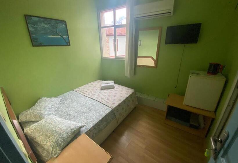 Fotos del hotel Camel Pension & Aparts:  16