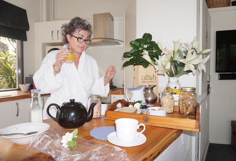 Fotos del hotel Warblers Retreat:  4