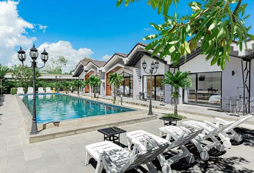 Sandy Clay Bungalows