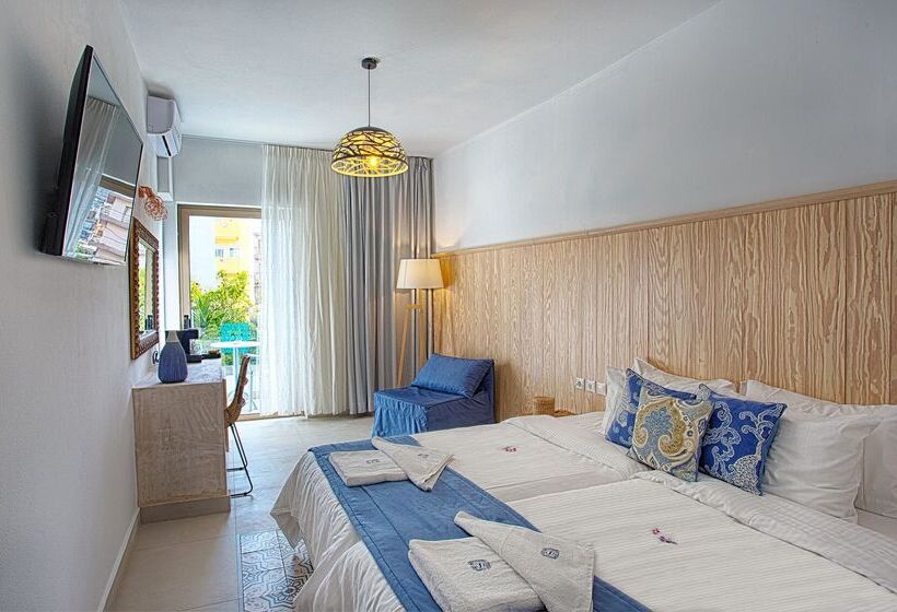 Fotos del hotel Serenity Blue:  2