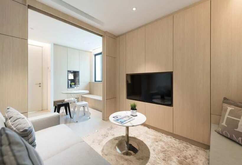 Fotos del hotel Komune Living:  6