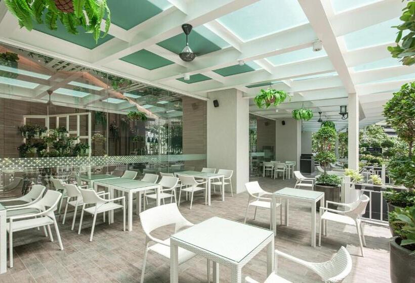 Fotos del hotel Komune Living:  19