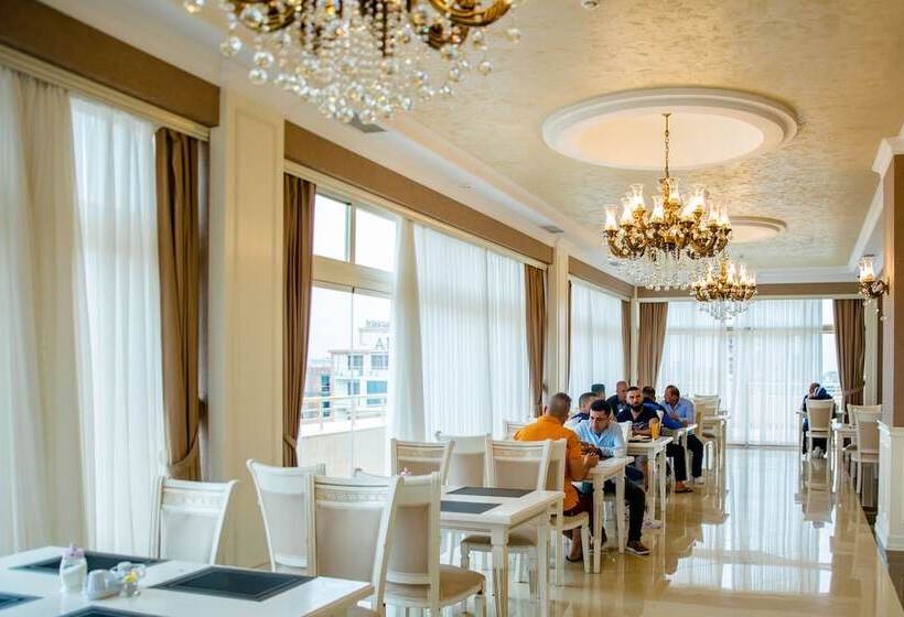 Fotos del hotel Capitol:  8