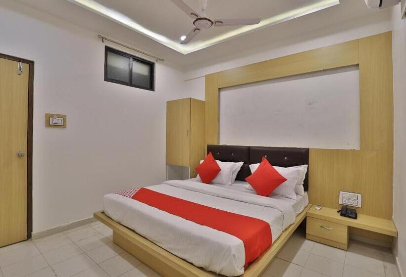 Fotos del hotel Oyo 35508 Dev Palace:  20