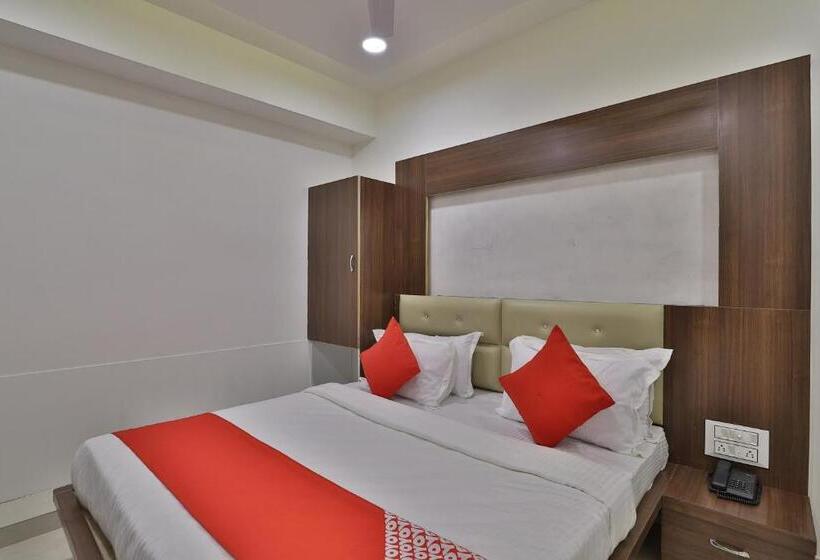 Fotos del hotel Oyo 35508 Dev Palace:  17