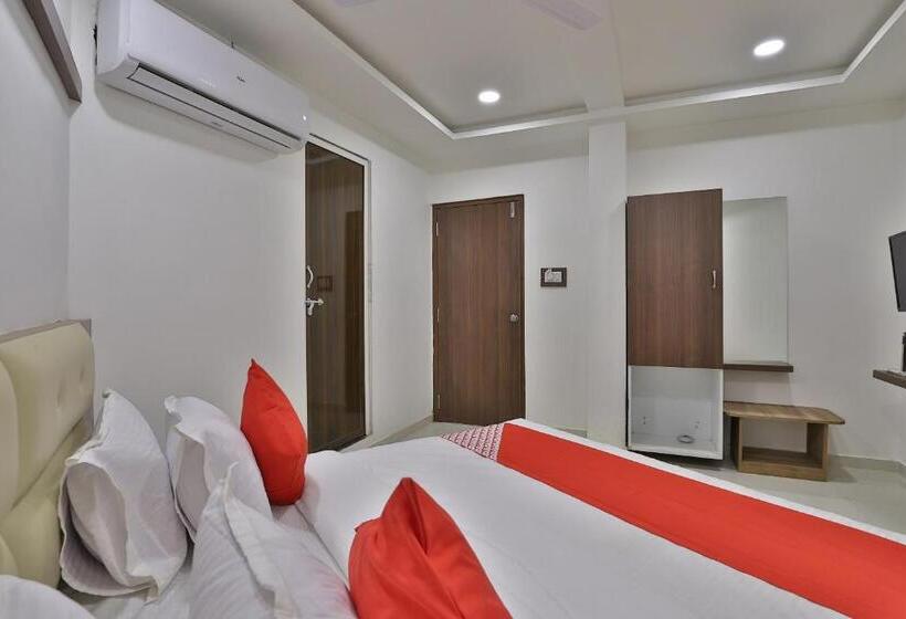 Fotos del hotel Oyo 35508 Dev Palace:  5