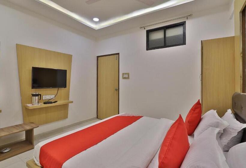 Fotos del hotel Oyo 35508 Dev Palace:  21