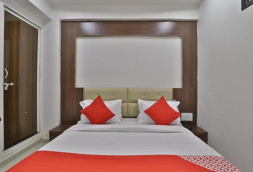 Fotos del hotel Oyo 35508 Dev Palace:  19