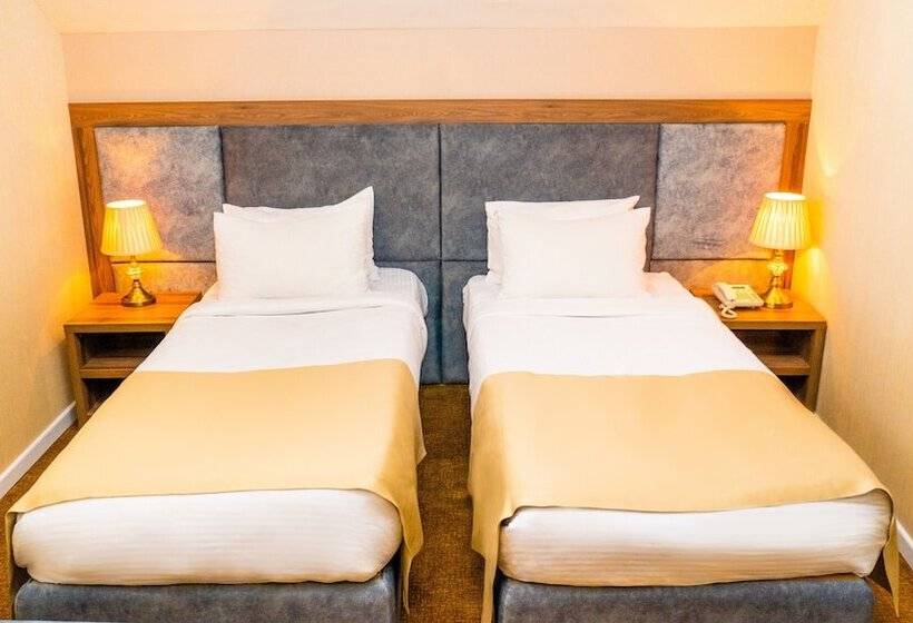 Fotos del hotel Midway:  14