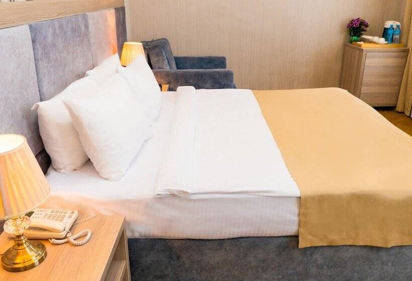 Fotos del hotel Midway:  21