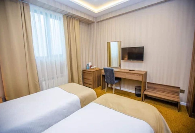 Fotos del hotel Midway:  8