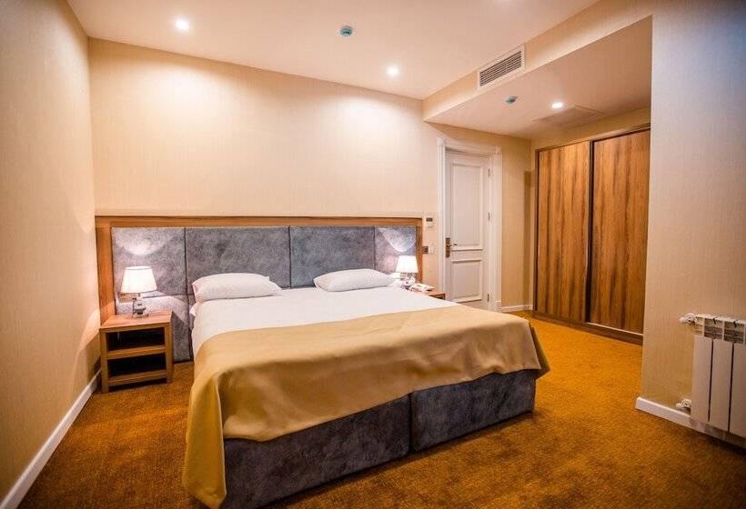 Fotos del hotel Midway:  2