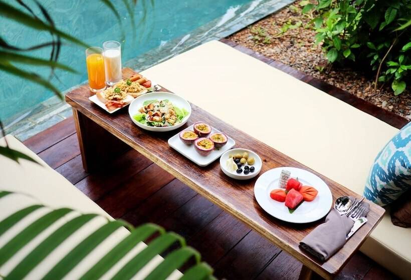 Fotos del hotel Sarina Hotel & Villa:  17