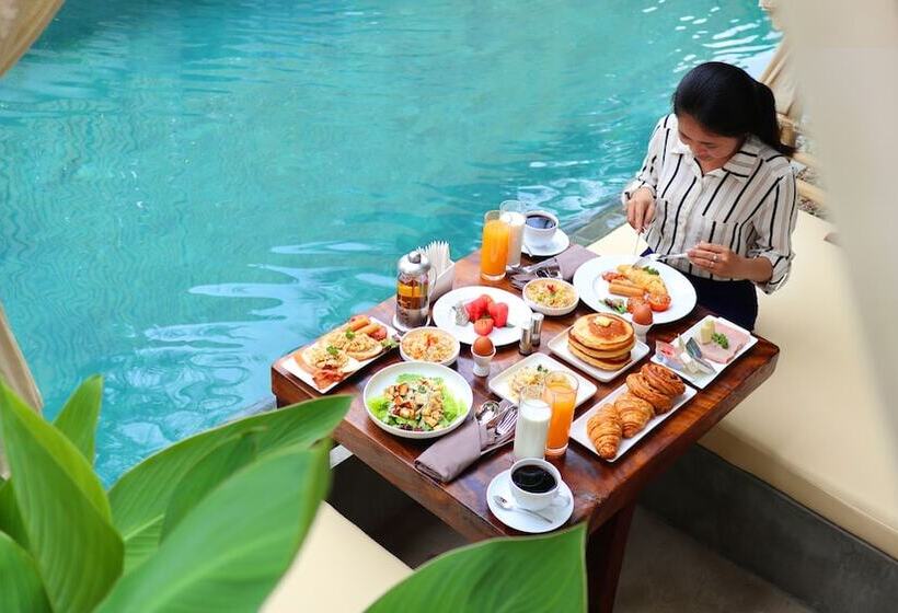 Fotos del hotel Sarina Hotel & Villa:  16