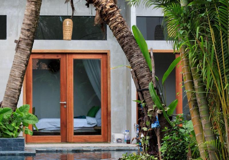 Fotos del hotel Sarina Hotel & Villa:  22