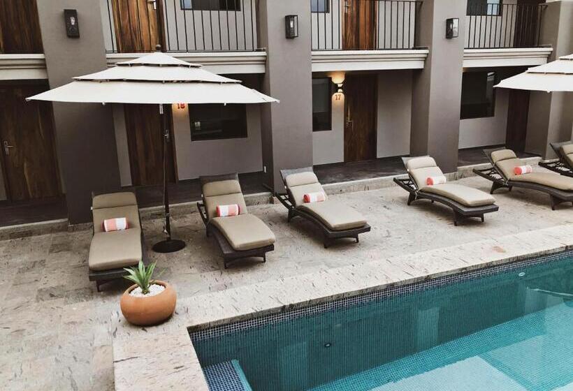 Fotos del hotel Six Two Four Urban Beach:  25