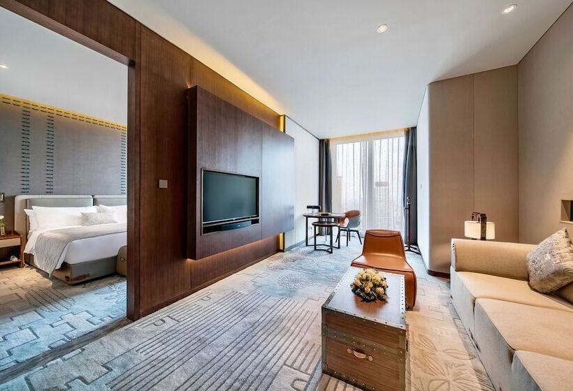 Fotos del hotel Golden Eagle International:  14