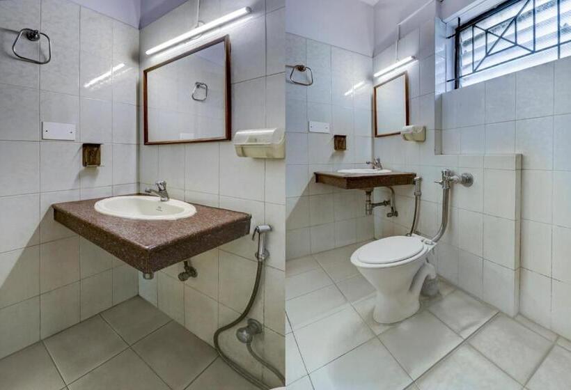 Fotos del hotel Collection O 12684 Compact Green View:  18