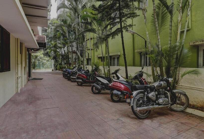 Fotos del hotel Collection O 12684 Compact Green View:  11