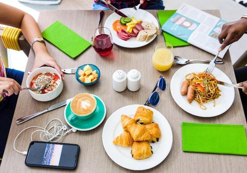 Fotos del hotel Ibis Styles Dubai Airport:  16